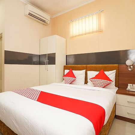 Oyo 450 Semampir Residence Surabaya Eksteriør billede