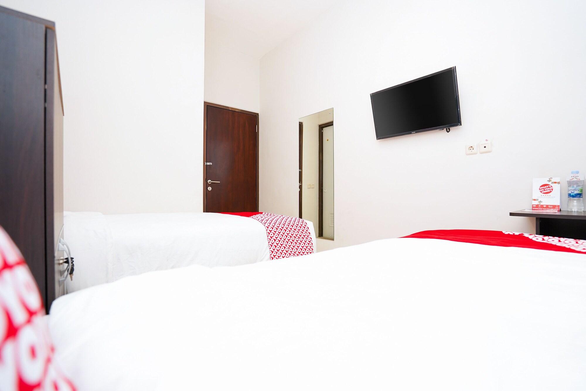 Oyo 450 Semampir Residence Surabaya Eksteriør billede