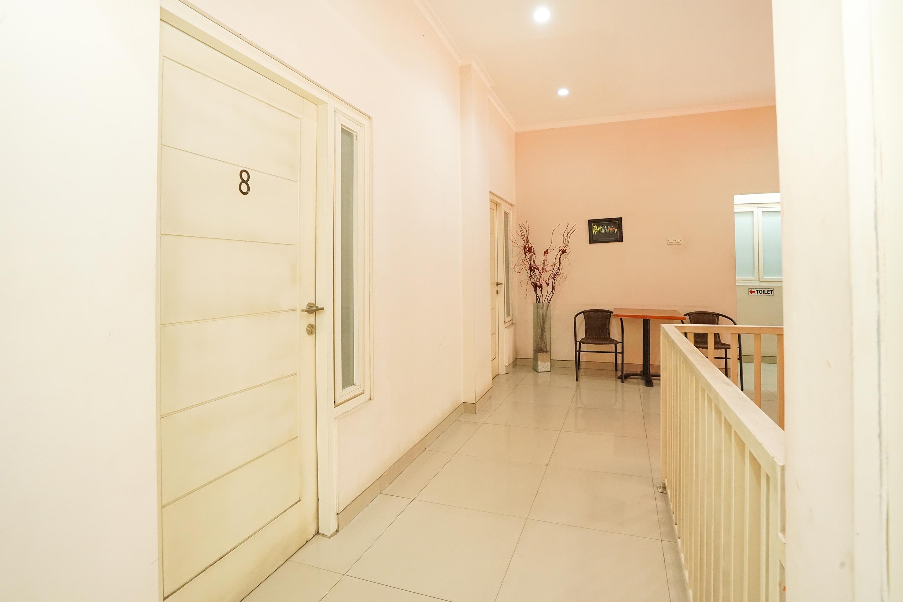 Oyo 450 Semampir Residence Surabaya Eksteriør billede