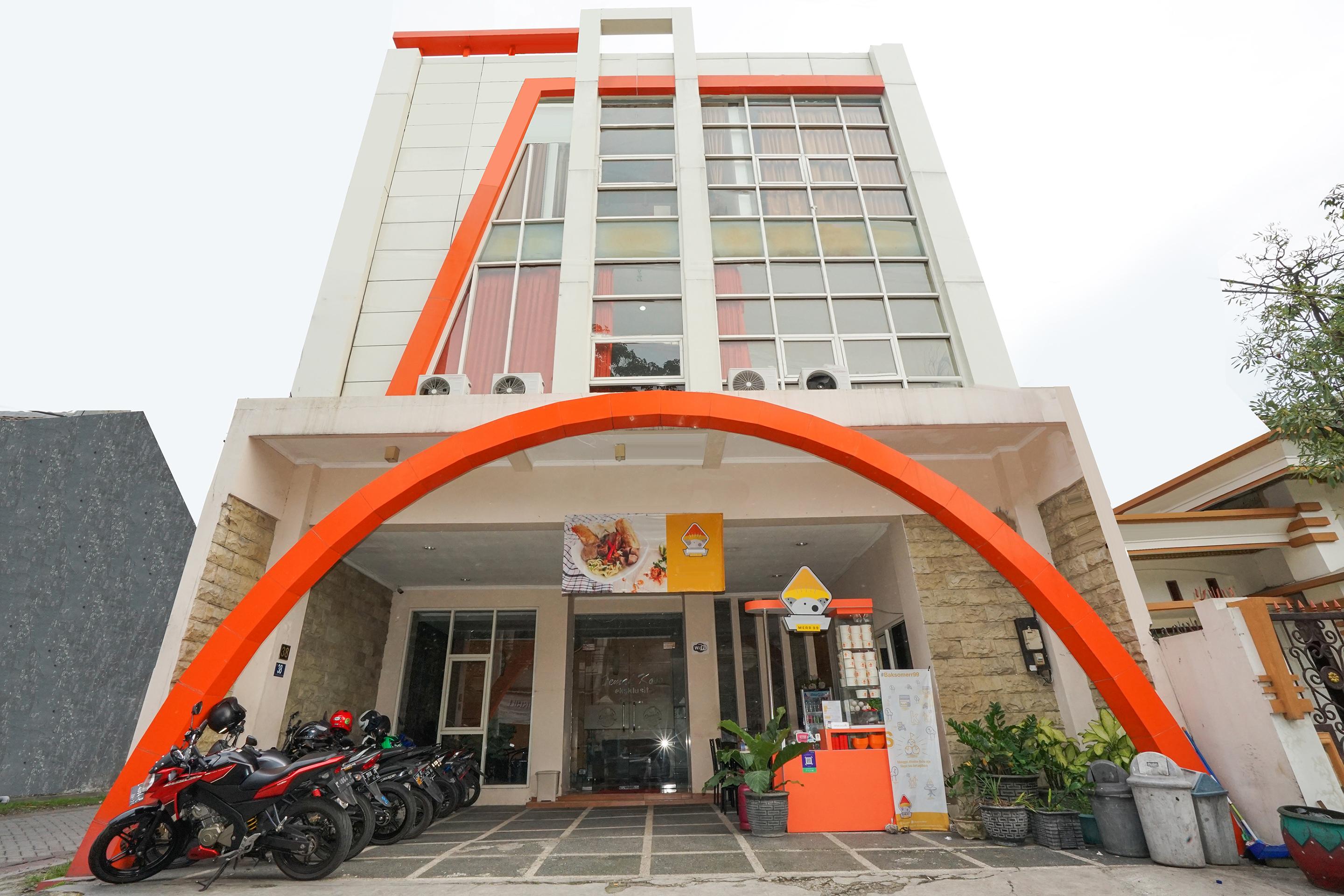 Oyo 450 Semampir Residence Surabaya Eksteriør billede
